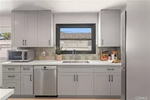8353 Dunbarton, Los Angeles, CA 90045 - Photo 5