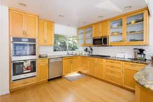 1206 6th St, Manhattan Beach, CA 90266 - Photo 11