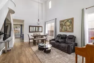 22821 Oak Knoll, Carson, CA 90745 - Photo 3