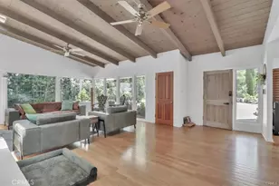 9466 Hidden Valley Pl, Beverly Hills, CA 90210 - Photo 17