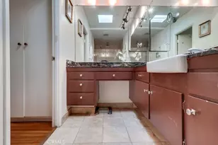 11120 Queensland, Los Angeles, CA 90034 - Photo 19