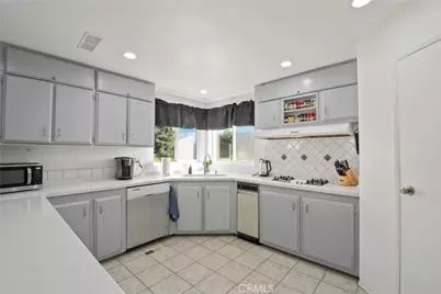 2275 W 25th Street #12, San Pedro, CA 90732 - Photo 9