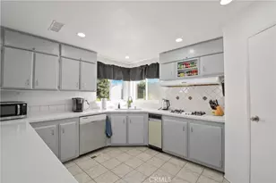 2275 W 25th Street, San Pedro, CA 90732 - Photo 9