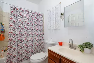 240 E 56th St, Los Angeles, CA 90011 - Photo 15