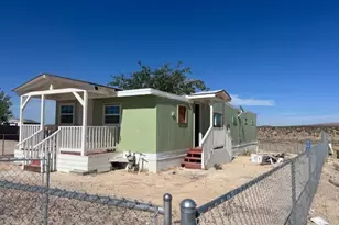 233 Desert Breeze, California City, CA 93505 - Photo 3