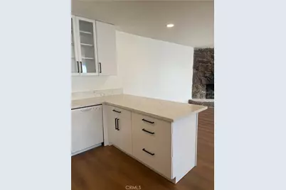 2217 Voorhees Avenue, Redondo Beach, CA 90278 - Photo 23