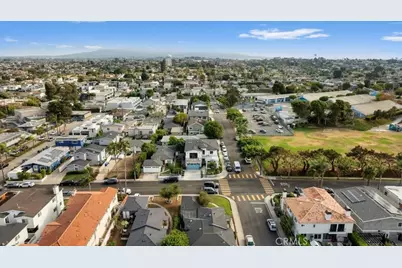 1400 17th Street, Manhattan Beach, CA 90266 - Photo 55