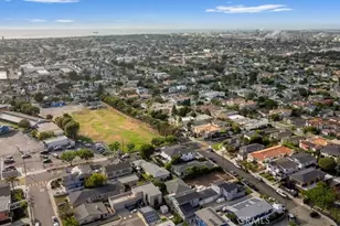 1400 17th St, Manhattan Beach, CA 90266 - Photo 59
