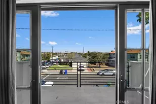 1400 17th St, Manhattan Beach, CA 90266 - Photo 29