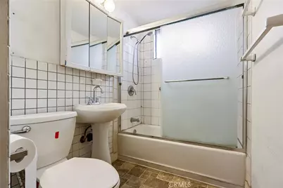 22719 Gulf Avenue, Carson, CA 90745 - Photo 19