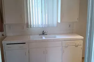 300 N Ranchito St, Anaheim, CA 92801 - Photo 5