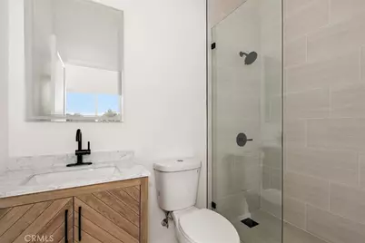 642 E Fairview Boulevard, Inglewood, CA 90302 - Photo 19