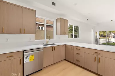 642 E Fairview Boulevard, Inglewood, CA 90302 - Photo 35