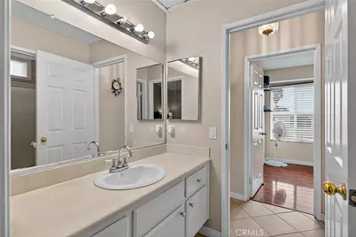 824 N Pasadena, Azusa, CA 91702 - Photo 23