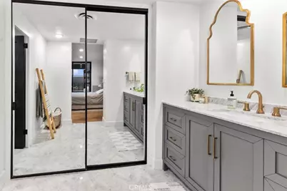 10501 Wilshire #2212, Los Angeles, CA 90024 - Photo 19