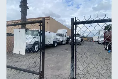 2035 W 15th, Long Beach, CA 90813 - Photo 9