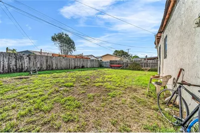 1410 W School, Compton, CA 90220 - Photo 31