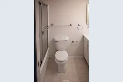 4208 Village 4, Camarillo, CA 93012 - Photo 9