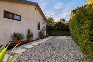 1247 25th St, Santa Monica, CA 90404 - Photo 33