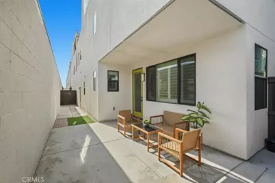 2144 Swallowtail Walk, Gardena, CA 90249 - Photo 19