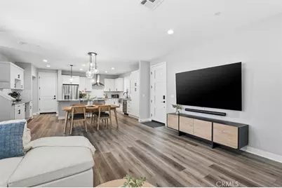 2144 Swallowtail Walk, Gardena, CA 90249 - Photo 7