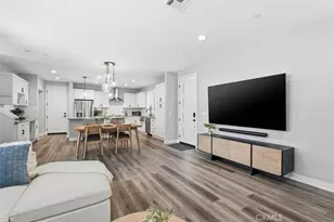 2144 Swallowtail Walk, Gardena, CA 90249 - Photo 7