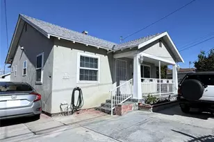 4323 W 105th St, Inglewood, CA 90304 - Photo 1