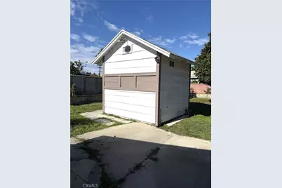 4323 W 105th Street, Inglewood, CA 90304 - Photo 5