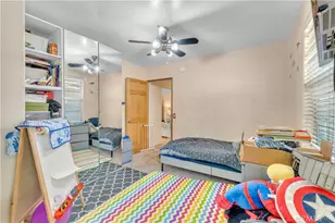 608 S Pacific Coast Hwy, Redondo Beach, CA 90277 - Photo 15