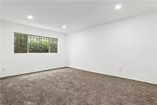 1045 N Kings Road, West Hollywood, CA 90069 - Photo 9