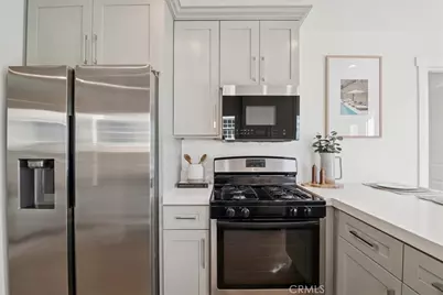 523 S Francisca Avenue, Redondo Beach, CA 90277 - Photo 9