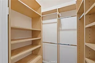 525 N Sycamore Ave, Los Angeles, CA 90036 - Photo 19