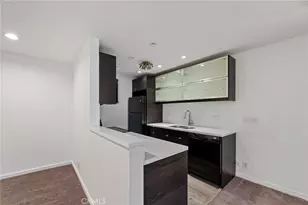 525 N Sycamore Ave, Los Angeles, CA 90036 - Photo 13