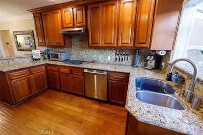 17726 Martha St., Encino, CA 91316 - Photo 7