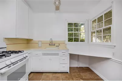 10372 Ashton Avenue, Los Angeles, CA 90024 - Photo 11