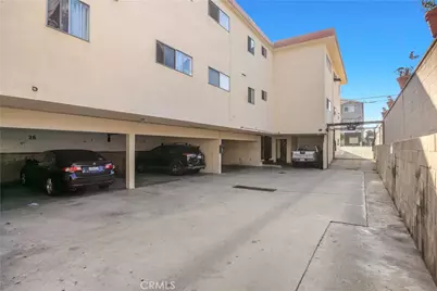 4055 W 129th St, Hawthorne, CA 90250 - Photo 13