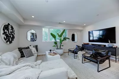 2151 S West View Street, Los Angeles, CA 90016 - Photo 7