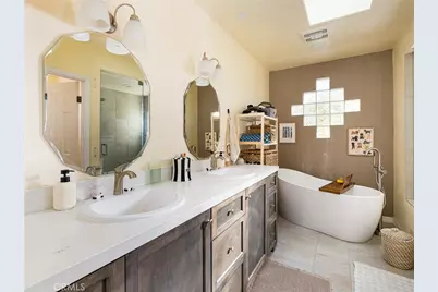 623 E Grand Avenue, El Segundo, CA 90245 - Photo 9