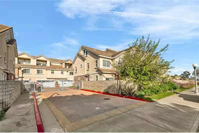 4842 Sapphire, Cypress, CA 90630 - Photo 29