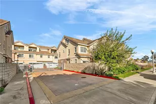 4842 Sapphire, Cypress, CA 90630 - Photo 29