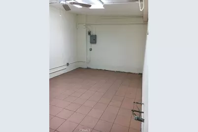2200 W Burbank Boulevard, Burbank, CA 91506 - Photo 29