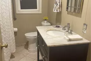 18048 Valley Vista Blvd, Encino, CA 91316 - Photo 11