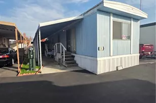 437 W Sp 3A Carson St, Carson, CA 90745 - Photo 3