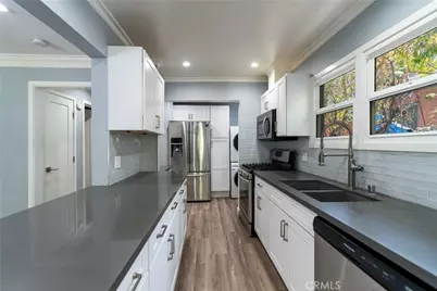 11938 Exposition Boulevard, Los Angeles, CA 90064 - Photo 9