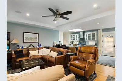 211 E Pine Avenue, El Segundo, CA 90245 - Photo 5