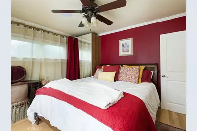 211 E Pine Avenue, El Segundo, CA 90245 - Photo 17