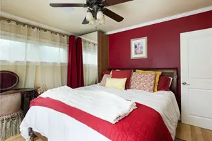 211 E Pine Ave, El Segundo, CA 90245 - Photo 17