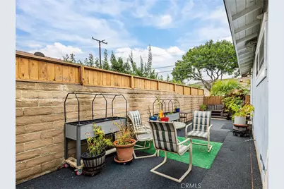 211 E Pine Avenue, El Segundo, CA 90245 - Photo 25