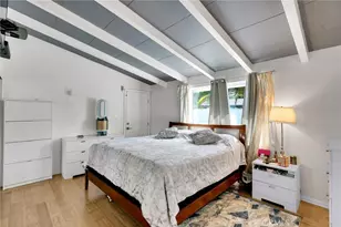 6292 Lubao Ave, Woodland Hills, CA 91367 - Photo 29