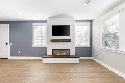 28661 Jardineras, Valencia, CA 91354 - Photo 5